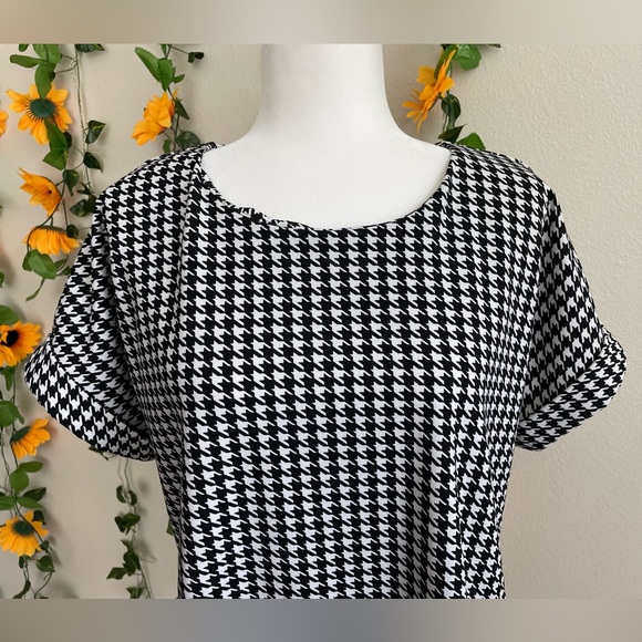 Melloday Houndstooth Blouse - Picture 3 of 12